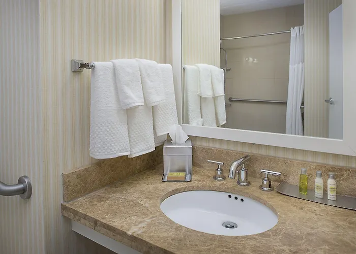 Doubletree By Hilton Collinsville/st.louis