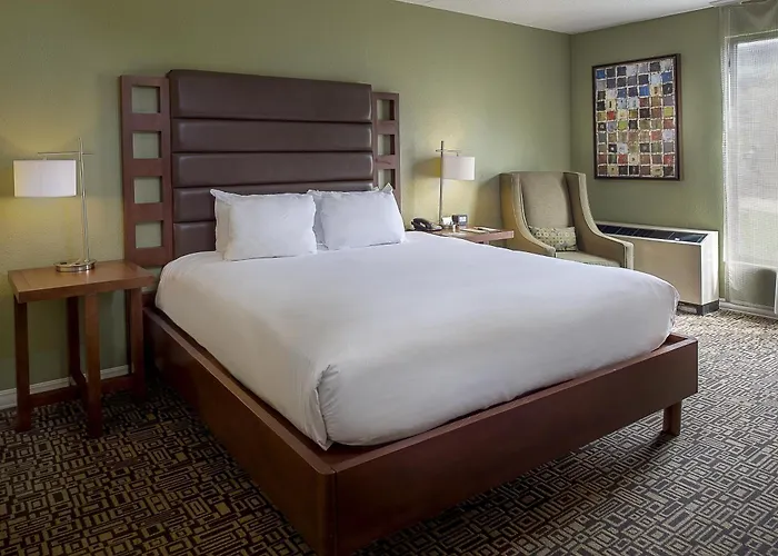 Doubletree By Hilton Collinsville/st.louis Hotel