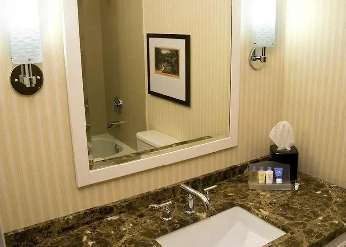 Hotel Doubletree By Hilton Collinsville/st.louis 4*